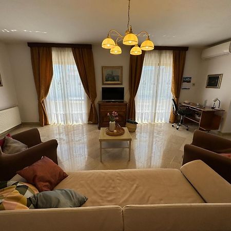 Apartman Ostrea *** Bale Exterior foto