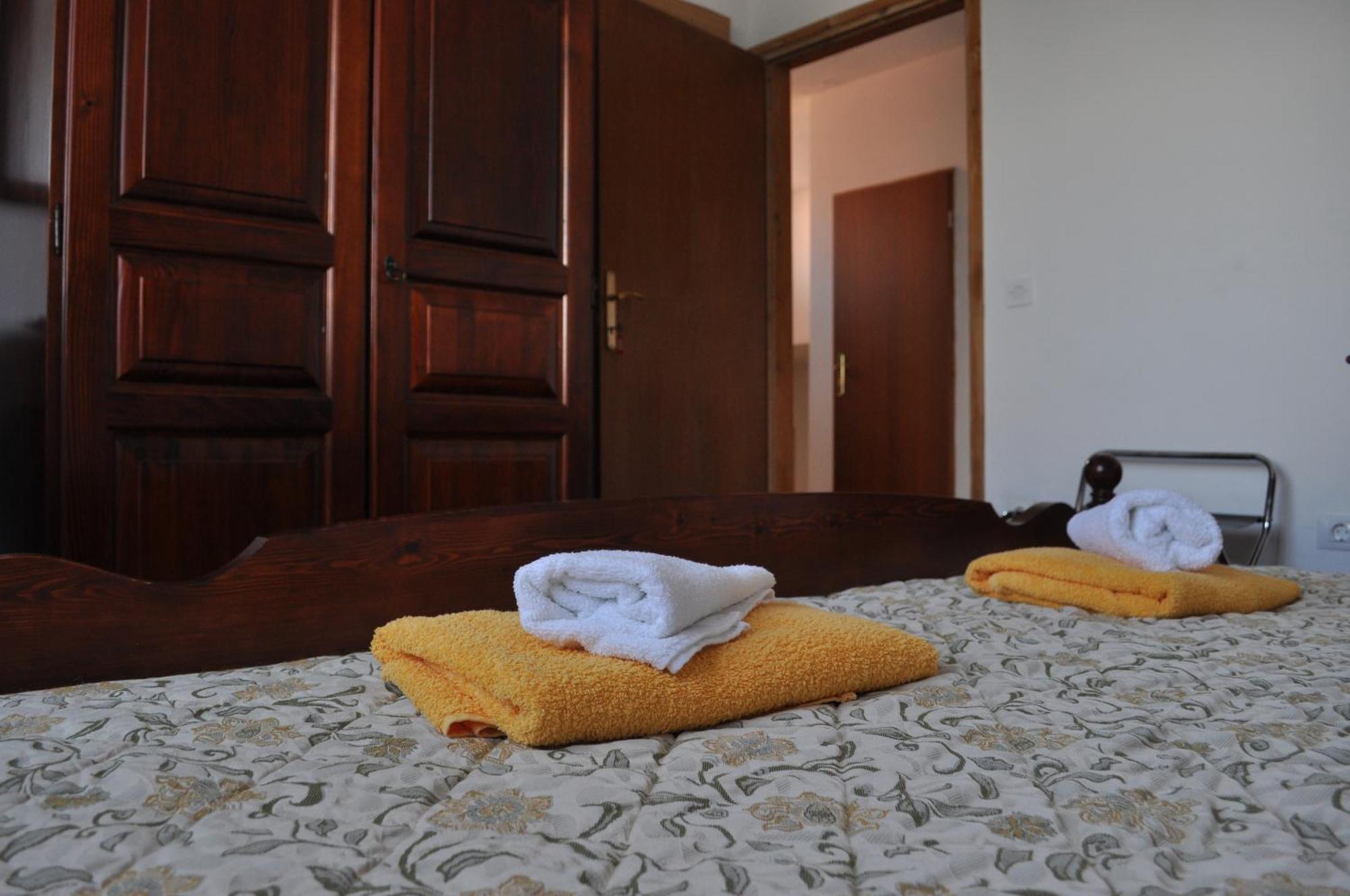 Apartman Ostrea *** Bale Exterior foto